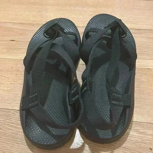 New black chacos vibram soles